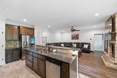 2501 Bunker Hill Drive, Burleson, TX 76028 - Photo 12
