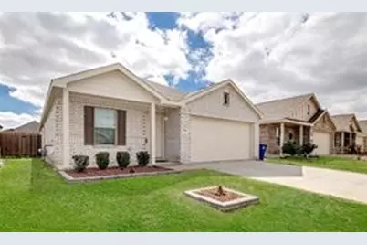 1105 Wildflower Street, Ennis, TX 75119 - Photo 2