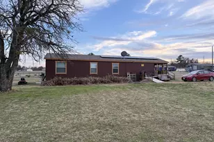 208 Farmhouse, Springtown, TX 76082 - Photo 32