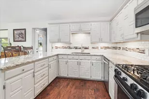 8463 Crest View Rd, Sanger, TX 76266 - Photo 8