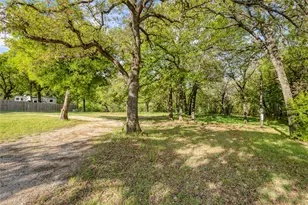 813 Co Rd 3680, Paradise, TX 76073 - Photo 22