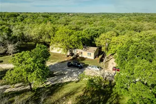 813 Co Rd 3680, Paradise, TX 76073 - Photo 22