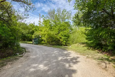 813 County Road 3680, Paradise, TX 76073 - Photo 16