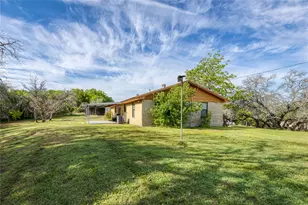 813 Co Rd 3680, Paradise, TX 76073 - Photo 18