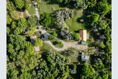 813 County Road 3680, Paradise, TX 76073 - Photo 32