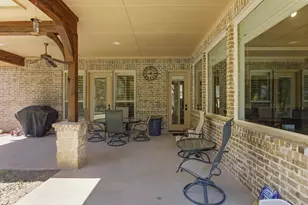 104 Lariat Ct, Azle, TX 76020 - Photo 8