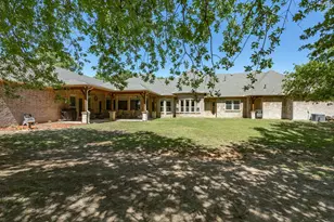 104 Lariat Ct, Azle, TX 76020 - Photo 32