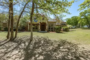 104 Lariat Ct, Azle, TX 76020 - Photo 6