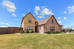103 Walnut Dr, Van Alstyne, TX 75495 - Photo 1
