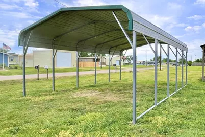 395 Holiday Village Drive, Quitman, TX 75783 - Photo 4