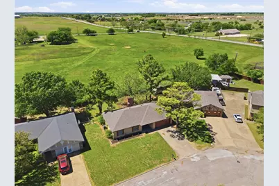 2026 Pebblecreek Drive, Cleburne, TX 76033 - Photo 30