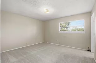 2026 Pebblecreek Dr, Cleburne, TX 76033 - Photo 10