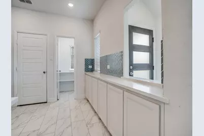 229 Town Park Avenue, Princeton, TX 75407 - Photo 8