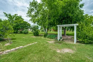 7457 Somerset Ln, Aubrey, TX 76227 - Photo 24