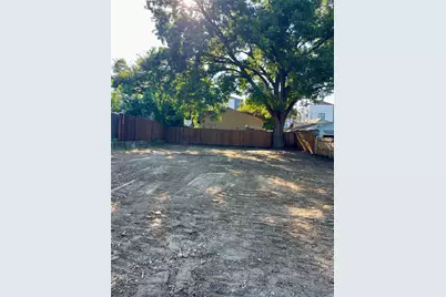 2210 Lucas Drive, Dallas, TX 75219 - Photo 4