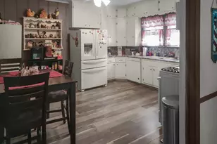 401 S 9th Ave, Teague, TX 75860 - Photo 12