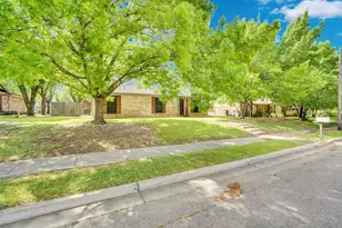 3003 Linda Dr, Ennis, TX 75119 - Photo 28