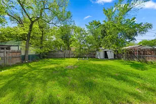 317 12th St, Grand Prairie, TX 75051 - Photo 30