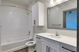 4020 McEwen Rd, Farmers Branch, TX 75244 - Photo 16