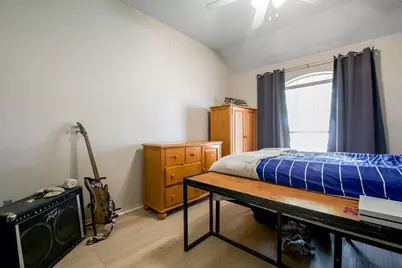 943 Morgan Drive, Burleson, TX 76028 - Photo 16