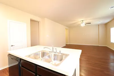 232 Michelle Drive, Grand Prairie, TX 75051 - Photo 12