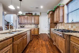 11124 Berkeley Hall Ln, Frisco, TX 75033 - Photo 10