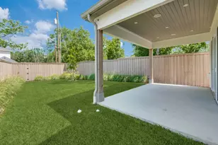 3911 Hawick Ln, Dallas, TX 75220 - Photo 20