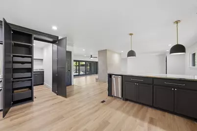 4916 Ridgeview Drive, Waco, TX 76710 - Photo 10