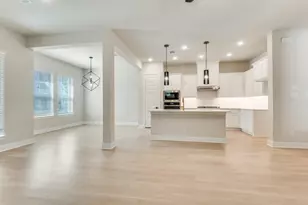 704 Yellow Warbler Wy, Arlington, TX 76005 - Photo 6