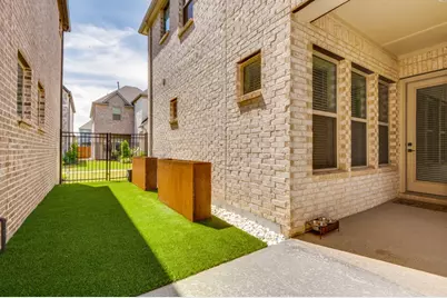 704 Yellow Warbler Way, Arlington, TX 76005 - Photo 24