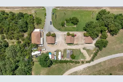 2070 N US Hwy 69, Denison, TX 75020 - Photo 2