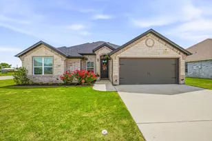 601 Violet Dr, Tolar, TX 76476 - Photo 1