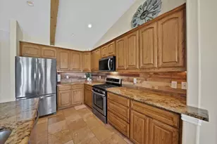 348 Hardwicke Ln, Little Elm, TX 75068 - Photo 8