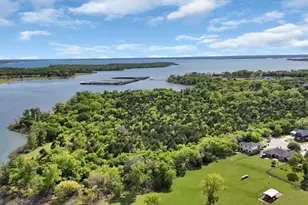 348 Hardwicke Ln, Little Elm, TX 75068 - Photo 32