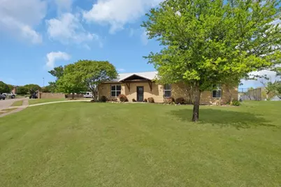 348 Hardwicke Lane, Little Elm, TX 75068 - Photo 4
