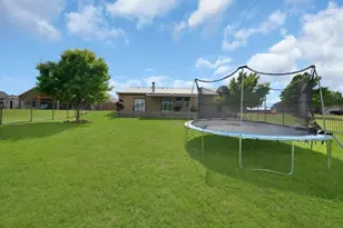 348 Hardwicke Ln, Little Elm, TX 75068 - Photo 30