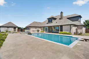 2000 Adams Ln S, Azle, TX 76020 - Photo 14