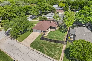 2 Lincolnshire Cir, Bedford, TX 76021 - Photo 26