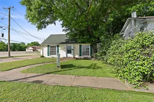 208 S 31st St, Corsicana, TX 75110 - Photo 1