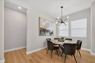 624 Treaty Oak Dr, Lewisville, TX 75056 - Photo 8