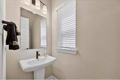 624 Treaty Oak Drive, Lewisville, TX 75056 - Photo 12