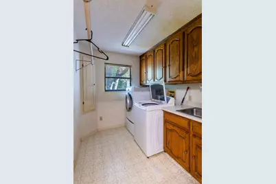 663 Coxs Oak Valley Road, Waco, TX 76705 - Photo 32