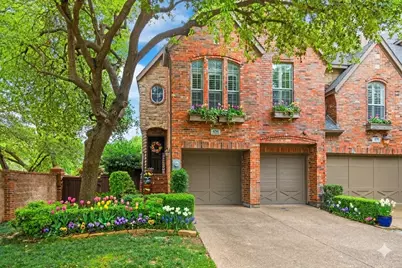 4160 Towne Green Circle, Addison, TX 75001 - Photo 1