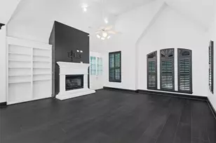 4160 Towne Green Cir, Addison, TX 75001 - Photo 4