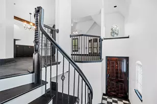 4160 Towne Green Cir, Addison, TX 75001 - Photo 2