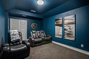 9812 Surveyor Rd, Little Elm, TX 75068 - Photo 32