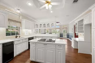 7450 Balsam Wood Ct, Fort Worth, TX 76179 - Photo 4