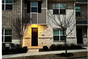 293 Ferndale St, Lewisville, TX 75056 - Photo 4