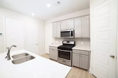 293 Ferndale Street, Lewisville, TX 75056 - Photo 22