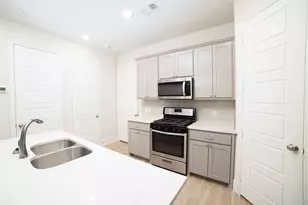 293 Ferndale St, Lewisville, TX 75056 - Photo 22